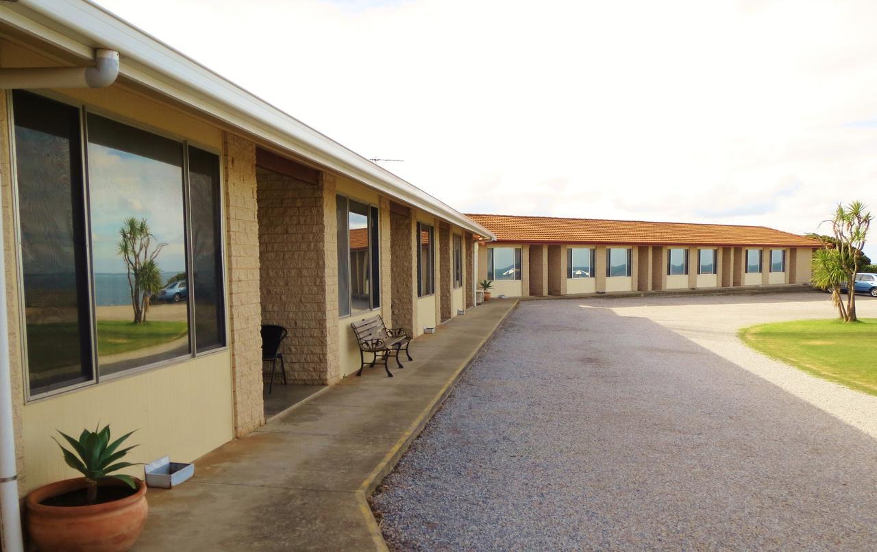 Stansbury Holiday Motel エクステリア 写真